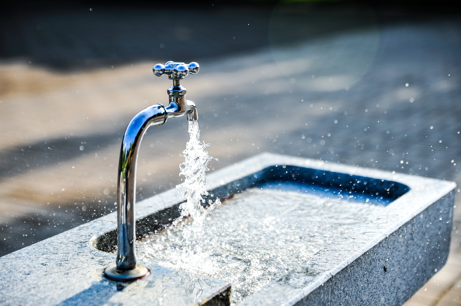 wet-3240211_1920