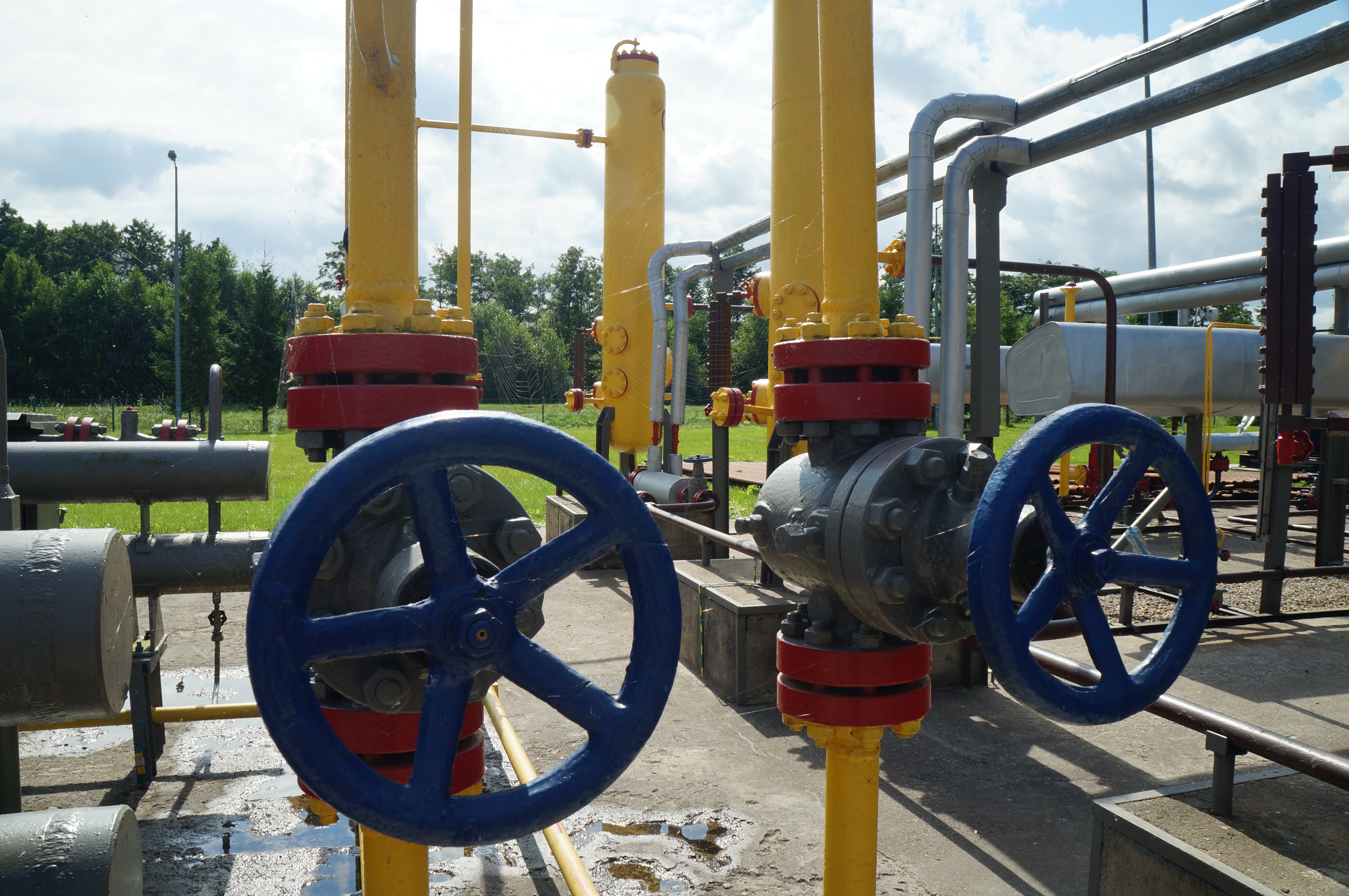 wheel-asphalt-transport-vehicle-steam-engine-mine-1103174-pxhere.com